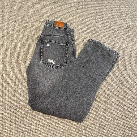 BDG Black Ripped Jeans Size 24 - Picture 2 of 3